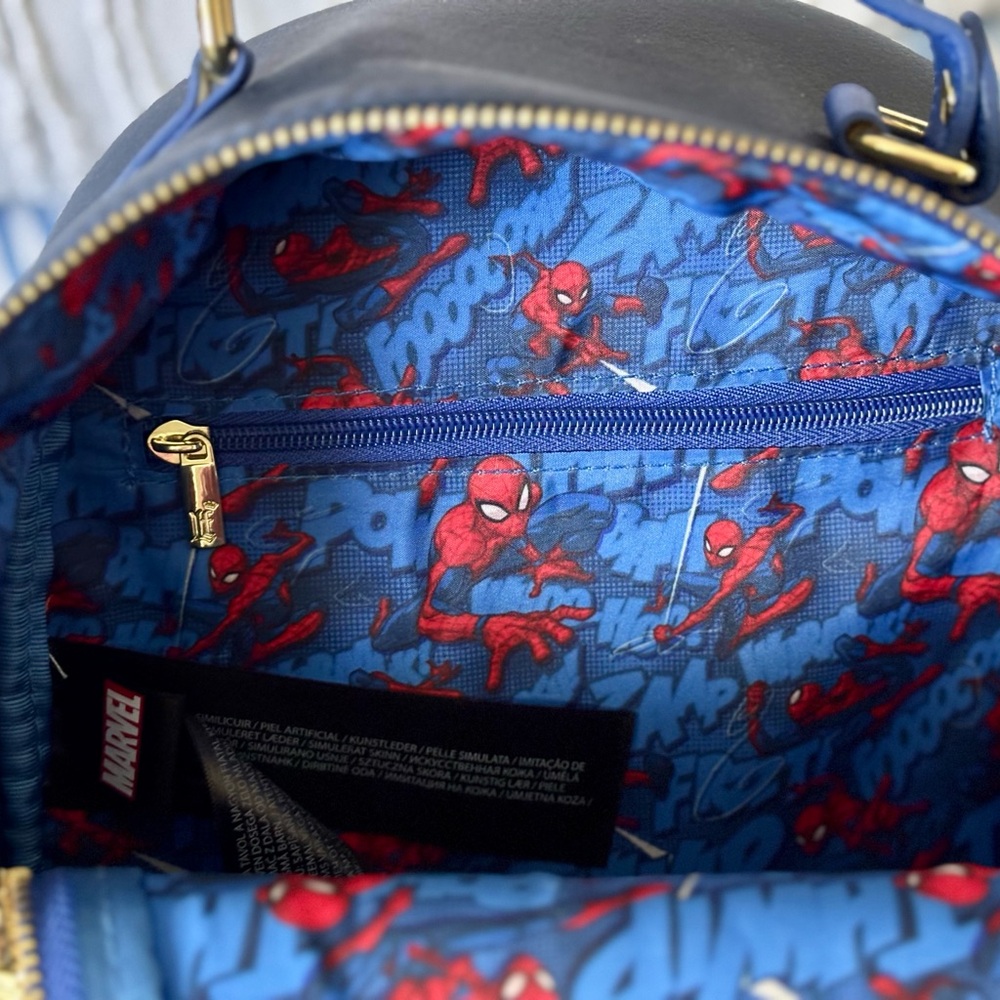 Marvel Spider-Man Blue and Red Backpack - Picture 5 of 5